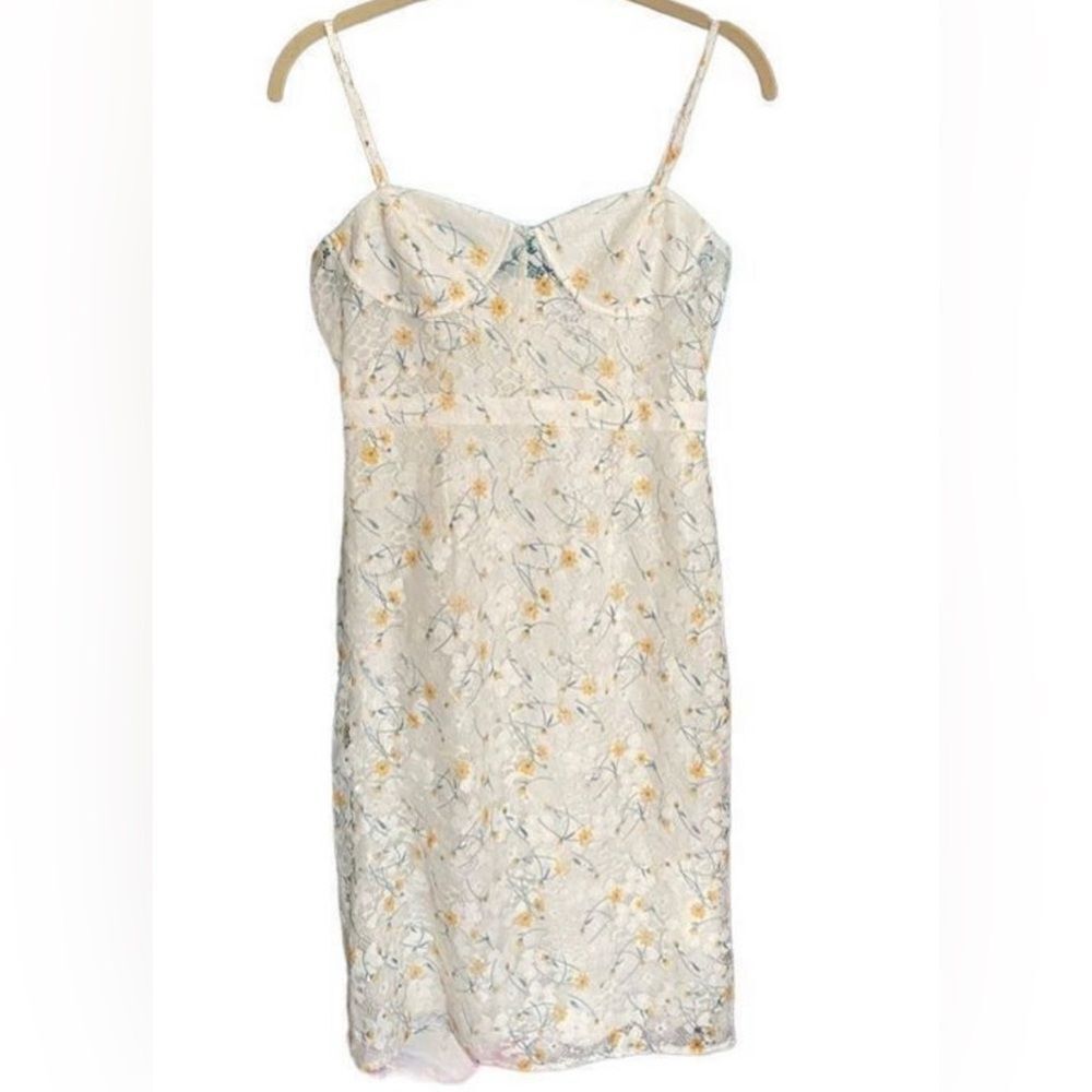 NSR white, yellow floral lace corset fitted midi, dress size small ￼